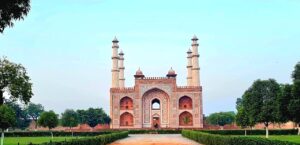 The Tomb of Akbar