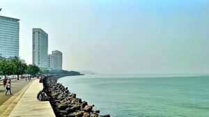 Marine Drive: The Queen’s Necklace