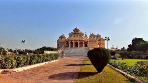 Shri Hari Mandir